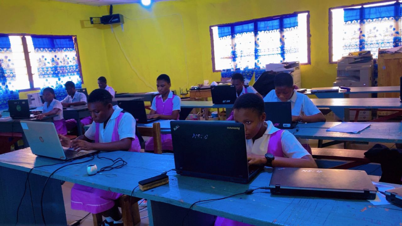 Computing Lesson - JHS 1-13